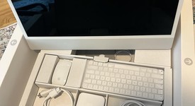 Mint
													iMac 2023 24" - Apple M3, Silver, 256 GB, 8 GB, Ethernet+WiFi, 10-core GPU, photo 1 of 6