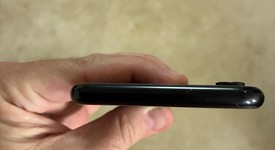 Good
													Apple iPhone Xr - AT&T, Black, 128 GB, A1984, photo 5 of 7