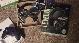 Mint
													Xbox Series S (2020) - Robot White, 1 TB, photo 3 of 24