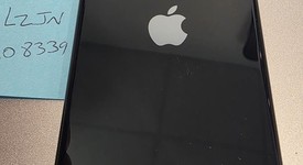 Good
													Apple iPhone SE 3rd Gen 2022 - Unlocked, Midnight, 64 GB, A2595, photo 3 of 5