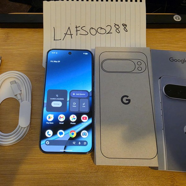 Google Pixel 10 Pro XL - Unlocked, 512 GB, Moonstone, GUL82