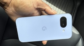 Mint
													Google Pixel 9a - Unlocked, Iris, 128 GB, 8 GB, photo 3 of 7