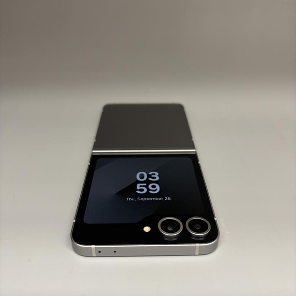 Samsung Galaxy Z Flip6 - AT&T, Silver, 512 GB, 12 GB, SM-F741U