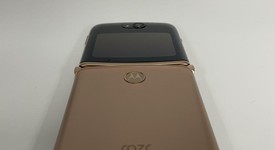 Good
													Motorola Razr 2 5G - T-Mobile, Gold, 256 GB, 8 GB, XT2071-5, photo 4 of 7
