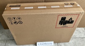 New
													Lenovo Yoga Laptop, photo 1 of 3