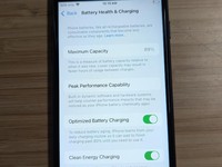 Apple iPhone SE 3rd Gen 2022