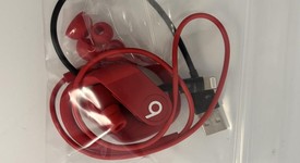 Used
													Beats Powerbeats - Red, photo 1 of 3