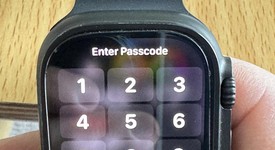 Good
													Apple Watch Ultra 2 49mm - Unlocked, Black, A2986, photo 4 of 11