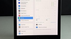 Good
													Apple iPad Pro 9.7" - Wi-Fi, Gray, 32 GB, A1673, photo 3 of 10