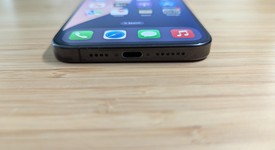 Good
													Apple iPhone 15 Pro Max - Unlocked, Black, 256 GB, A2849, photo 3 of 10