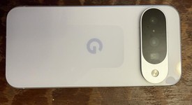 Mint
													Google Pixel 10 - Unlocked, Frost, 128 GB, GLBW0, photo 5 of 9