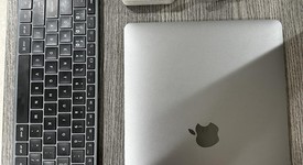 Mint
													MacBook Pro 2020 - 13" - I5, Gray, 256 GB, 8 GB, photo 4 of 5