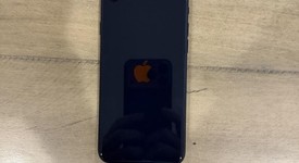 Good
													Apple iPhone SE 3rd Gen 2022 - Unlocked, Midnight, 256 GB, A2595, photo 5 of 6