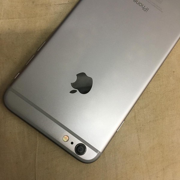 Apple iPhone 6 Plus - AT&T, 64 GB, Silver, A1522