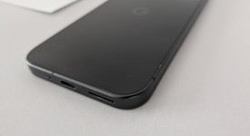 Good
													Google Pixel 9 - Unlocked, Obsidian, 128 GB, 12 GB, G2YBB, photo 5 of 9