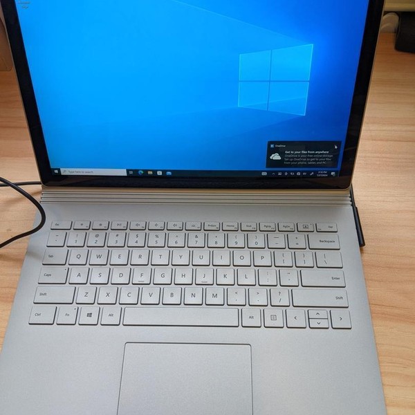 Microsoft Surface Book 2 13.5 inch - 256 GB, 8 GB, Intel Core i5