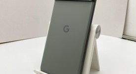 Fair
													Google Pixel 8 - Unlocked, Hazel, 128 GB, 8 GB, G9BQD, Sub-6 5G, photo 3 of 8