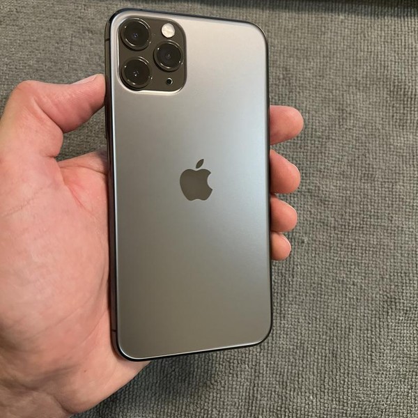 Apple iPhone 11 Pro - Unlocked, 256 GB, Gray, A2160