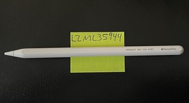 Good
													Apple Pencil Pro, photo 1 of 3