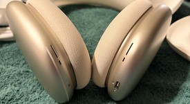 Used
													Apple AirPods Max USB-C - Starlight, photo 5 of 7