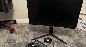Mint
													Samsung Monitor, photo 4 of 9