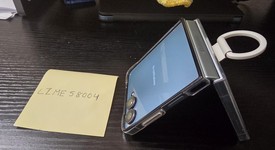 Good
													Samsung Galaxy Z Flip7 - Unlocked, Mint, 512 GB, 12 GB, SM-F766U1, photo 5 of 12