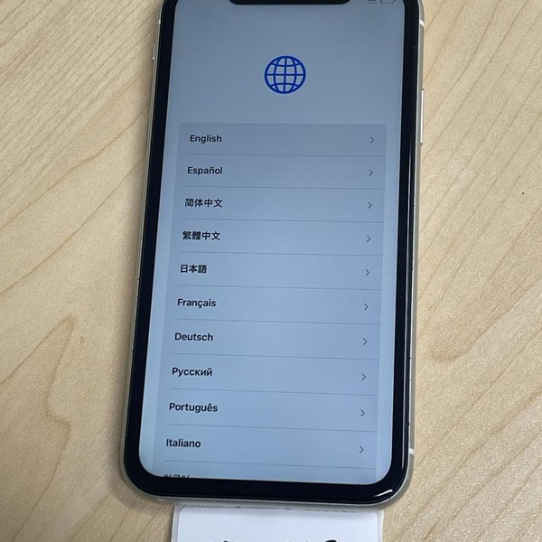 Apple iPhone 11 - Unlocked Non-US, 256 GB, White, A2221