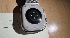 Good
													Apple Watch Ultra 2 49mm - Unlocked, Natural, A2986, photo 4 of 5