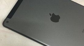 Good
													Apple iPad 9th Gen - Unlocked, Gray, 64 GB, A2603, photo 5 of 7