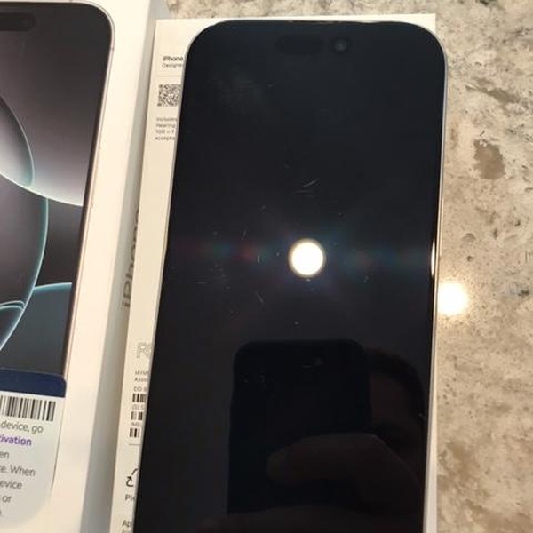 Apple iPhone 16 Pro - Spectrum, 256 GB, White, A3083