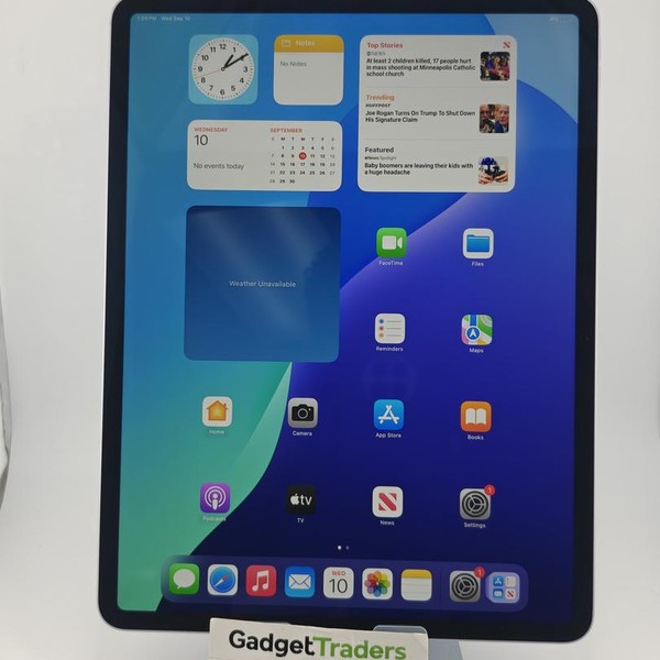Apple iPad Air 13 inch (M3) 2025 - Unlocked, 128 GB, Purple