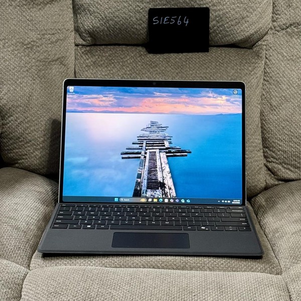 Microsoft Surface Pro 11 - Platinum, 512 GB, 16 GB