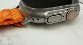 Good
													Apple Watch Ultra 2 49mm - Unlocked, Natural, A2986, Hermes, photo 3 of 6