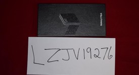 New
													Samsung Galaxy Z Flip6 - Unlocked, Silver, 512 GB, 12 GB, SM-F741U1, photo 1 of 6