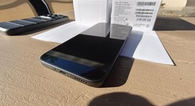 Mint
													Xiaomi 15T - Unlocked Non-US, Black, 512 GB, 12 GB, photo 4 of 17