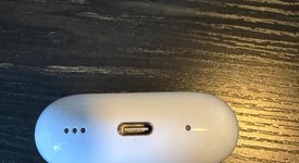 Used
													Apple AirPods Pro 2 - USB-C, photo 3 of 4
