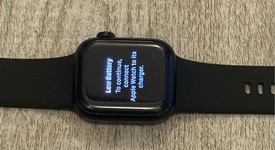 Fair
													Apple Watch Series 9 41mm - Unlocked, Midnight, A2982 - Cellular, Aluminum, photo 3 of 8