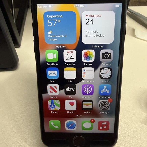 Apple iPhone 7 - Unlocked, 32 GB, Black, A1660