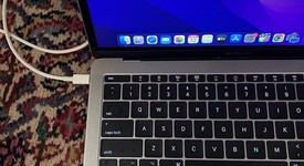 Mint
													MacBook Pro 2017 (No Touch Bar) - 13" - I5, Gray, 128 GB, 8 GB, photo 2 of 8