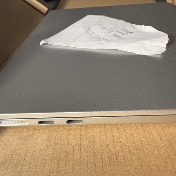 MacBook Air 2024 (M3) - 13 inch - 512 GB, Silver, 16 GB, Apple M3, 10-core GPU