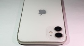 Good
													Apple iPhone 11 - AT&T, White, 64 GB, A2111, photo 2 of 8