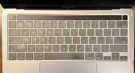 Good
													MacBook Pro 2020 - 13" - Apple M1, Gray, 256 GB, 8 GB, photo 2 of 3
