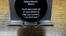 Good
													Samsung Galaxy Watch4 - Unlocked, Gold, 40mm, photo 1 of 5