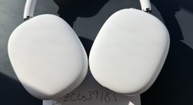 Used
													Apple AirPods Max - Silver, photo 2 of 3