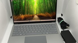 Good
													Microsoft Surface Laptop 7 - Platinum, 256 GB, 16 GB, 13.8", photo 1 of 11