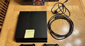 Mint
													PlayStation 4 - Black, 500 GB, Standard, photo 4 of 4
