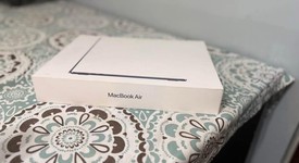 New
													MacBook Air 2025 (M4) - 13" - Apple M4, Midnight, 256 GB, 16 GB, photo 2 of 3