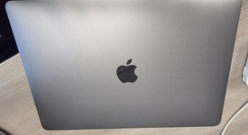 Good
													MacBook Pro 2017 (With Touch Bar) - 13" - I7, Silver, 1 TB, 16 GB, photo 2 of 16