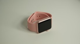 Good
													Apple Watch Series 1 38mm - Rose Gold, 8 GB, A1802, photo 4 of 6