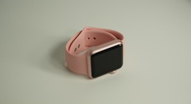 Good
													Apple Watch Series 1 38mm - Rose Gold, 8 GB, A1802, photo 4 of 6